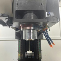 Centre d'usinage vertical de Taiwan Fraiseuse verticale CNC VMC1160
