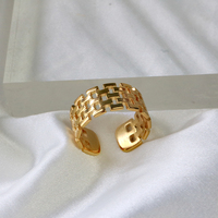 Anneaux en acier inoxydable plaqués or 18 carats de haute qualité, sans ternissement, étanches, bijoux en or, fournisseurs d'anneaux en acier