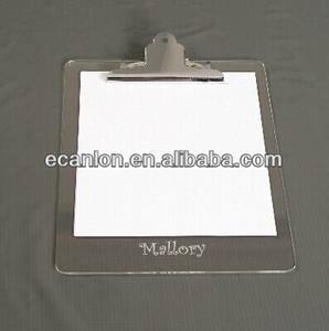 Porte-documents en acrylique transparent flexible à suspendre, tailles personnalisables A4, A5, A6, avec clips métalliques, logo personnalisé, certifié ROHS SGS - Product Image 3