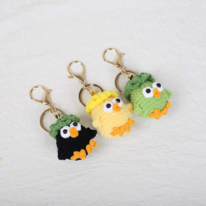 Porte-clés mignon en forme de poulet tissé à la main, petite décoration en forme de poulet, idéal comme cadeau pour sacs à dos ou clés de <span class=keywords><strong>voiture</strong></span> - Product Image 3