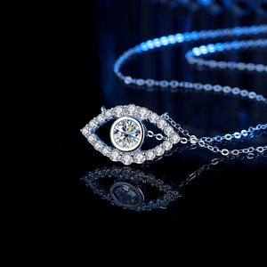 Collar de Plata de Ley S925 con Baño de Platino y Moissanita para Mujer, Lujoso Colgante Ojo de Ángel Colorido - Product Image 1