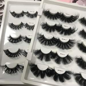 Boîte magnétique faite à la main pour <span class=keywords><strong>cils</strong></span> de vison végétalien à bande complète Faux <span class=keywords><strong>Cils</strong></span> 3D avec emballage de faux <span class=keywords><strong>cils</strong></span> à bande à pointes - Product Image 3