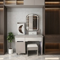 Ensemble de coiffeuse moderne en bois blanc crème avec miroir LED sur pied et rangement pour chambres de filles et hôtels