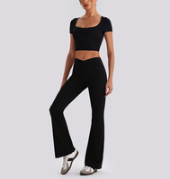 Nouvel ensemble de yoga 4 pièces pour femme, effet seconde peau, avec crop top, pantalon évasé taille haute croisée en V, respirant, pour le fitness et le sport