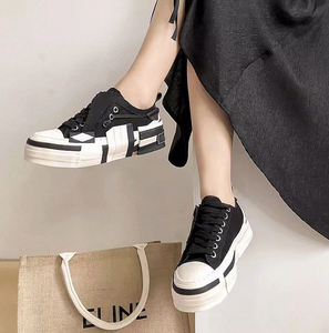 <span class=keywords><strong>Scarpe</strong></span> da corsa Casual retrò da <span class=keywords><strong>donna</strong></span> autunno inverno <span class=keywords><strong>comode</strong></span> <span class=keywords><strong>scarpe</strong></span> da ginnastica <span class=keywords><strong>sportive</strong></span> calde e traspiranti da passeggio - Product Image 1