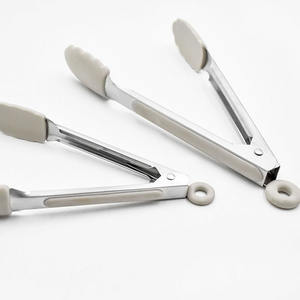 Pince alimentaire en silicone de qualité alimentaire pour la cuisine, le <span class=keywords><strong>pain</strong></span>, le barbecue, le steak, la salade, pince durable, 2 pinces de barbecue robustes avec verrouillage - Product Image 2