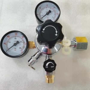 Régulateur de pression de gaz CO2 W21.8 pour système de brassage de bière en fût - Product Image 1