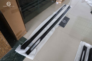 Faldones Laterales Negros Brillantes para <span class=keywords><strong>BMW</strong></span> Serie 4 I4 430i <span class=keywords><strong>440i</strong></span> Gran Coupé 4 Puertas 2021-2023 G22 G26 AC - Product Image 3