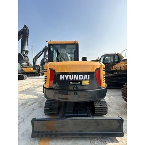 Excavatrice d'occasion Hyundai HX60PRO, poids opérationnel de 6 tonnes, excavatrice hydraulique sur chenilles d'occasion avec une capacité de godet de 0,21 m³ - Product Image 3
