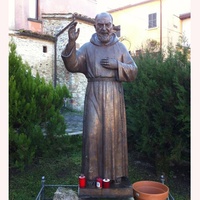 Statue décorative de Padre Pio en bronze grandeur nature