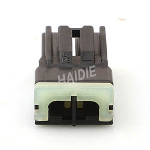 قابس كابل موصل منزلي كهربائي مقاوم للماء انتهي للاناث للسيارات بطريقتين 7123-1923-30 - Product Image 5