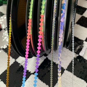 3mm 4mm 5mm forma elegante tamaño personalizado de lentejuelas de fijación en caliente para máquina de lentejuelas para decorar zapatos de ropa - Product Image 3