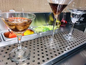 Mélangeur en acier inoxydable, bar KTV, barman, presse-agrumes avec table d'opérateur, station de bar à cocktails, poste de travail pour cocktails - Product Image 4