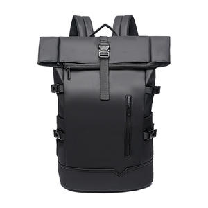 Sac à dos noir à enroulement pour homme 20-35L, imperméable avec poche intérieure zippée, loisirs et voyage, printemps 2025 - Product Image 3