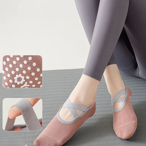 Chaussettes de yoga en gros pour femmes, en nylon et pur coton, sans coutures, pour le sport, la danse et le ballet, absorbant l'humidité et la transpiration - Product Image 3