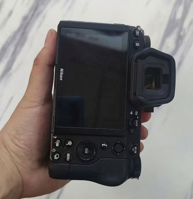 Professional Digital Camera with 5-axis Sensor-shift Image Stabilization Z6 II Full Frame 24MP 4K 14fps Used