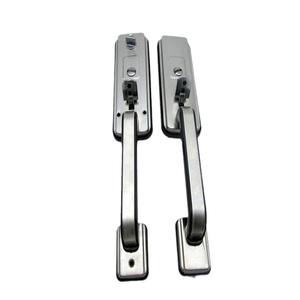 Cerradura <span class=keywords><strong>de</strong></span> puerta antirrobo <span class=keywords><strong>de</strong></span> acero inoxidable Roposkin <span class=keywords><strong>de</strong></span> aleación <span class=keywords><strong>de</strong></span> aluminio con desbloqueo <span class=keywords><strong>de</strong></span> llave <span class=keywords><strong>de</strong></span> estilo antiguo - Product Image 1