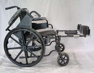 Di alta qualità Multi-funzionale tutti i terreni esterni sedia a rotelle manuale regolabile Comfort casa riabilitazione sedia a rotelle - Product Image 4