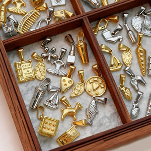 Dijes de Moda Chapados en Oro de 18k al por Mayor, Resistentes al Agua y al Deslustre, para Joyería Personalizada DIY con Diseños de Peine, Ángel, Taza de Café y Amor - Product Image 6