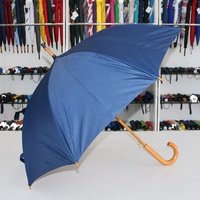Parapluie de bâton en bois classique coupe-vent ouvert automatique promotionnel avec LOGO personnalisé