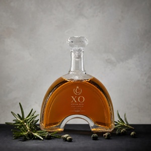 Bouteille en <span class=keywords><strong>verre</strong></span> arquée personnalisée de luxe de 700 ml avec bouchon en liège estampé à chaud pour whisky, vodka, <span class=keywords><strong>vin</strong></span>, tequila - Product Image 1