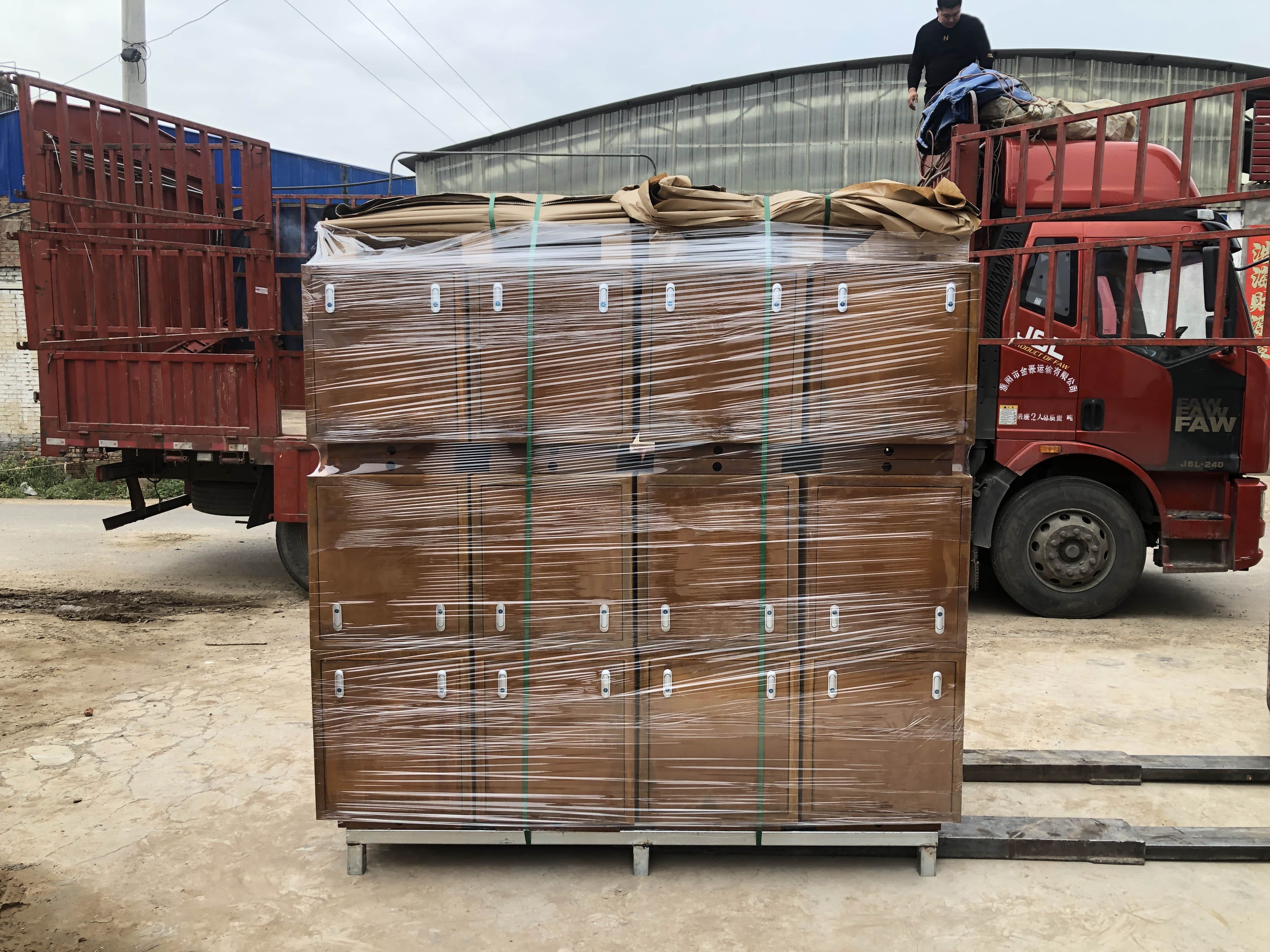 2mm Thick Corten Steel Metal Rain Curtain Water Feature Rusty