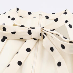 Robe Courte à Pois Personnalisée Printemps 2026, Style Vintage Décontracté avec Détail Nœud et Découpes, Manches Courtes, OEM/ODM par Usine de Vêtements Chinoise - Product Image 6