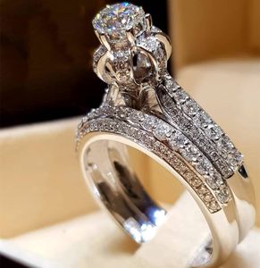 Anello da Donna Elegante con Cuore Scintillante, Gioiello Regolabile in Lega, Stile di Fidanzamento - Product Image 1