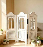 Paravent en bois blanc vieilli à 3 panneaux, écran pliant en bois, cloison de séparation vintage style ferme avec découpe pour fenêtre