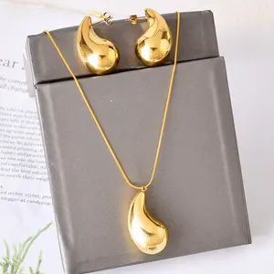 Wholesale Chunky Stud Earrings For Women 18k Gold Plated Tear Drop Earrings and Necklace Stainless Steel Jewelry Set