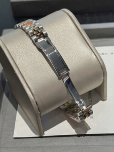 นาฬิกาจักรกลอัตโนมัติสแตนเลสสตีลสั่งทำพิเศษ ประดับขอบเพชรซิร์คอนสุดหรู - Product Image 6