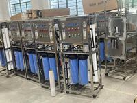 Pompa sistem Osmosis terbalik industri baja tahan karat, membran Osmosis terbalik untuk menyaring air bersih 220V 1kW 1 tahun