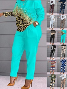 Ensemble décontracté de luxe pour <span class=keywords><strong>femme</strong></span> avec imprimé numérique, comprenant un T-shirt long et un pantalon, idéal pour l'<span class=keywords><strong>automne</strong></span> et l'hiver - Product Image 2