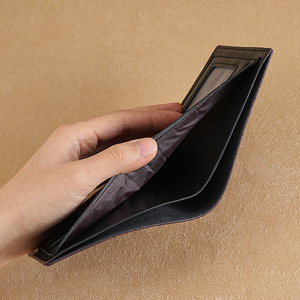 Portafoglio in coccodrillo diretto in fabbrica portafoglio corto da uomo personalizzato a due pieghe borsa pochette Casual da lavoro - Product Image 4