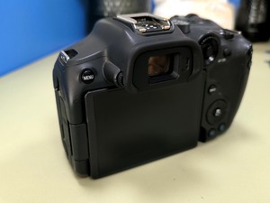 กล้องมิเรอร์เลส Canon EOS R7 32.5MP ประสิทธิภาพสูง APS-C สภาพใหม่ 90% - Product Image 6