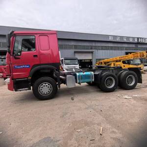 Camion tracteur d'occasion Sinotruk Howo 3 essieux 6x4 371 ch pour le transport de remorques en Chine - Product Image 4