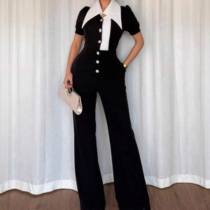 Combinaison courte à col boutonné et manches courtes pour femme, style patchwork unique - Product Image 2