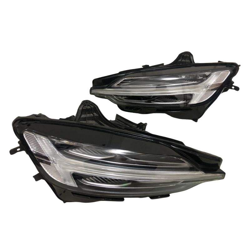 สีขาวอบอุ่น