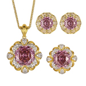 Parure de bijoux raffinée en cuivre écologique, zircon 16-14MM, plaqué or 18K, brossé, hypoallergénique, anti-ternissement, boucles d'oreilles et collier - Product Image 1
