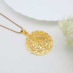 อินเทรนด์เรขาคณิตศักดิ์สิทธิ์Sri Yantra 18K Gold PlatedโยคะMetaphysical Spiritual Charmป้องกันสําหรับสร้อยคอผู้หญิงจี้ - Product Image 6