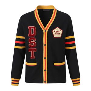 Cardigan en molleton noir avec logos personnalisés, patch en chenille, logo grec, style universitaire et collégial, vêtements décontractés - Product Image 1