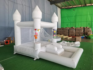 Château gonflable blanc avec colonnes de balles transparentes, qualité commerciale, <span class=keywords><strong>pour</strong></span> anniversaires, mariages et événements, <span class=keywords><strong>location</strong></span> commerciale - Product Image 3