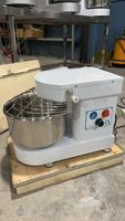 Robot pâtissier électrique 7L 2KG avec bol mélangeur pour la pâte et les aliments, idéal pour la maison et la boulangerie domestique