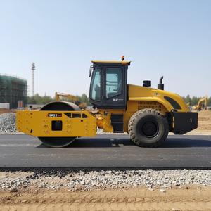 Rodillo Compactador Vibratorio de Un Solo Tambor y Doble Tracción Totalmente Hidráulico Shantui SR22-<span class=keywords><strong>C5</strong></span> de 22 Toneladas - Product Image 1