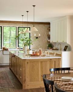 Vermonhouzz - Cuisine américaine sur mesure <span class=keywords><strong>de</strong></span> style farmhouse avec tabourets <span class=keywords><strong>de</strong></span> <span class=keywords><strong>bar</strong></span> en <span class=keywords><strong>rotin</strong></span> et robinet en laiton pour hôtel et milieu haut <span class=keywords><strong>de</strong></span> gamme - Product Image 2