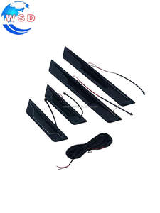 Protector de Umbral de Puerta con Logotipo para TOYOTA COROLLA CROSS 2021, Accesorios Interiores, ABS y Acero Inoxidable Negro, con LED - Product Image 2