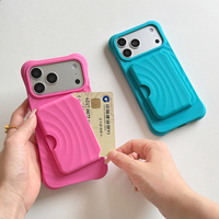 Coque en silicone liquide 3D à effet d'ondulations pour iPhone Air 13 14 15 16 17 Pro Max, compatible avec la recharge sans fil, emplacements pour cartes magnétiques, pochette intégrée