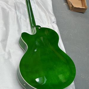 Guitare GRTCH Green Brand, corps semi-creux, manche chromé, livraison rapide (vert bleu orange) - Product Image 6