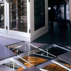 Современный стеклянный фальшпол 600x600 мм, антистатический, высоконагрузочный, для центров обработки данных и серверных, простой монтаж, долговечный, огнестойкий, премиум-класса - Product Image 5