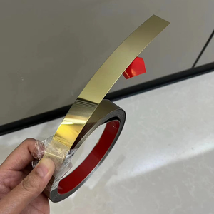 10mm Peel and Stick autoadhesivo decoración <span class=keywords><strong>de</strong></span> <span class=keywords><strong>pared</strong></span> marco metálico 201 <span class=keywords><strong>molduras</strong></span> <span class=keywords><strong>de</strong></span> acero inoxidable para techo - Product Image 1